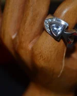 Δαχτυλίδι ασημένιο μέ χρυσό 14Κ καί ζιρκόν vintage - Image 3