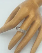 Δαχτυλίδι unisex ατσάλινο μέ κρύσταλλο - Image 2