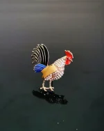 Καρφίτσα σε στύλ ρετρό με κρύσταλλα “πετεινός” - Image 2