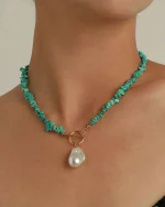 Κολιέ με τυρκουάζ και κρεμαστή πέρλα