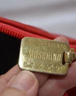 Τσάντα MOSCHINO REDWALL αυθεντική σέ κόκκινο χρώμα σέ προσφορά - Image 5
